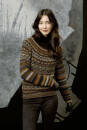 Knitting set Sweater with round yoke  with knitting instructions in garnwelt box