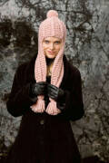 Knitting set Hat  with knitting instructions in garnwelt box in size one size