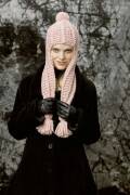 Knitting set Hat  with knitting instructions in garnwelt box in size one size