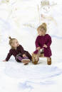 Knitting set Coat with hood  with knitting instructions in garnwelt box in size 86