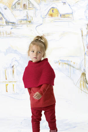 Knitting set Cape  with knitting instructions in garnwelt box in size 86-92