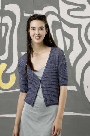 Strickset Jäckchen Lang Yarns STELLINA PAILLETTES mit Anleitung in garnwelt-Box S