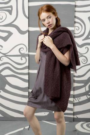 Strickset Schal mit Armausschnitt Lang Yarns MOHAIR LUXE mit Anleitung in garnwelt-Box