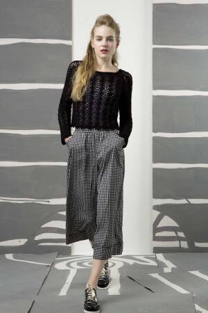 Strickset Pullover Lang Yarns STELLINA mit Anleitung in garnwelt-Box S
