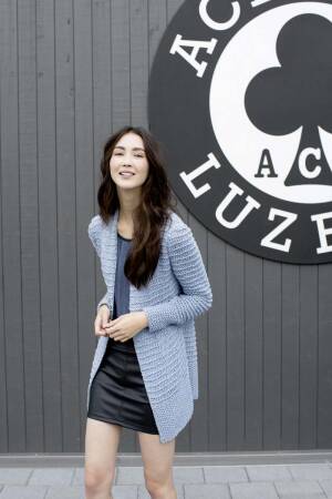 Strickset Jacke Lang Yarns AMIRA mit Anleitung in garnwelt-Box S