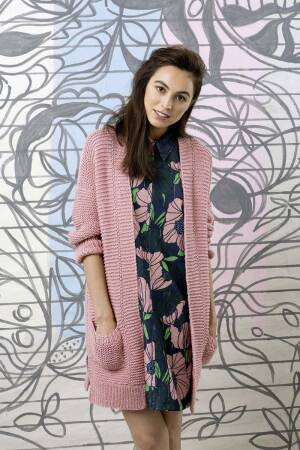 Strickset Jacke Lang Yarns AMIRA mit Anleitung in garnwelt-Box S