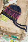 Knitting set Hat  with knitting instructions in garnwelt box