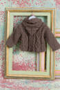 Strickset Kapuzenjacke Lang Yarns YAK mit Anleitung in garnwelt-Box