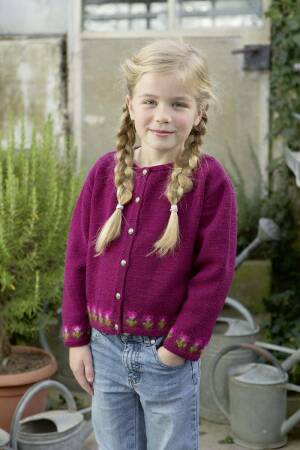 Knitting set Cardigan MERINO 120 with knitting instructions in garnwelt box