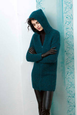 Knitting set Hooded jacket with zip front  with knitting instructions in garnwelt box in size S