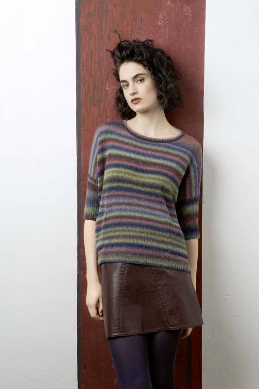 Knitting set Short-sleeved sweater  with knitting instructions in garnwelt box in size S-M