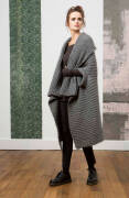Strickset Weste Lang Yarns LUSSO / NOVA mit Anleitung in garnwelt-Box one size