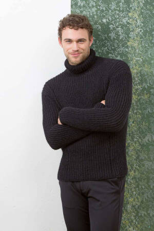 Knitting set Sweater  with knitting instructions in garnwelt box in size XL