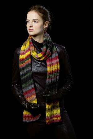 Strickset Schal Lang Yarns VIVA mit Anleitung in garnwelt-Box ca 25 x 185 cm