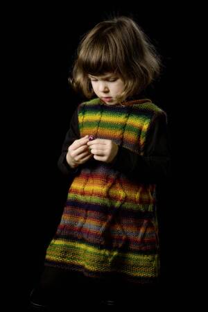 Strickset Kleid Lang Yarns VIVA mit Anleitung in garnwelt-Box 98