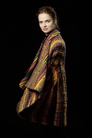 Strickset Jacke Lang Yarns VIVA mit Anleitung in garnwelt-Box