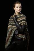 Strickset Tuch Lang Yarns VIVA mit Anleitung in garnwelt-Box ca 110 x 110 cm