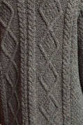 Knitting set Cardigan  with knitting instructions in garnwelt box in size S