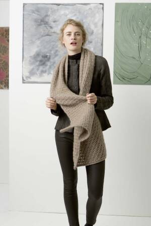 Strickset Stola Lang Yarns CASHMERE LIGHT mit Anleitung in garnwelt-Box