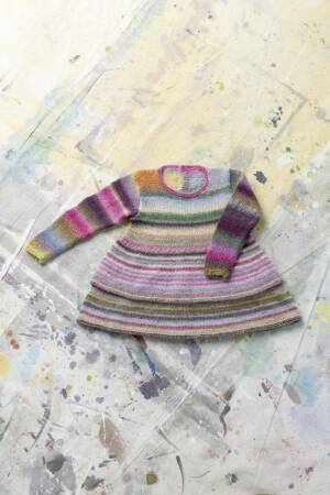 Strickset Kleid Lang Yarns MILLE COLORI BABY mit Anleitung in garnwelt-Box 98