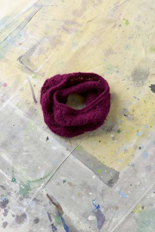 Knitting set Cowl MALOU LIGHT with knitting instructions in garnwelt box