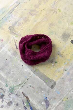 Strickset Rundschal Lang Yarns MALOU LIGHT mit Anleitung in garnwelt-Box