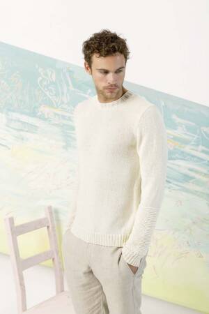 Knitting set Sweater  with knitting instructions in garnwelt box