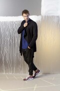 Knitting set Mens cardigan  with knitting instructions in garnwelt box in size L