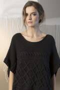 Knitting set Poncho AMIRA with knitting instructions in garnwelt box