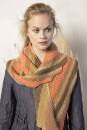 Knitting set Triangular shawl  with knitting instructions in garnwelt box