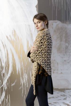 Knitting set Triangular shawl  with knitting instructions in garnwelt box