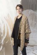 Knitting set Triangular shawl  with knitting instructions in garnwelt box