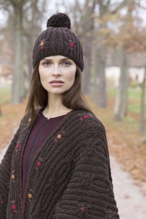 Knitting set Hat  with knitting instructions in garnwelt box