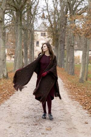 Strickset Cape Lang Yarns YAK TWEED / MOHAIR LUXE mit Anleitung in garnwelt-Box one size