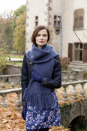 Knitting set Scarf CASHMERE LIGHT with knitting instructions in garnwelt box