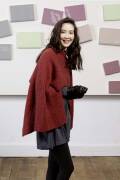 Knitting set Cape  with knitting instructions in garnwelt...