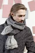 Knitting set Scarf  with knitting instructions in...