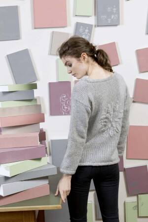 Knitting set Sweater  with knitting instructions in garnwelt box
