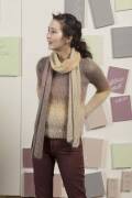 Knitting set Scarf  with knitting instructions in garnwelt box