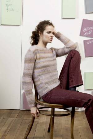 Knitting set Sweater  with knitting instructions in garnwelt box