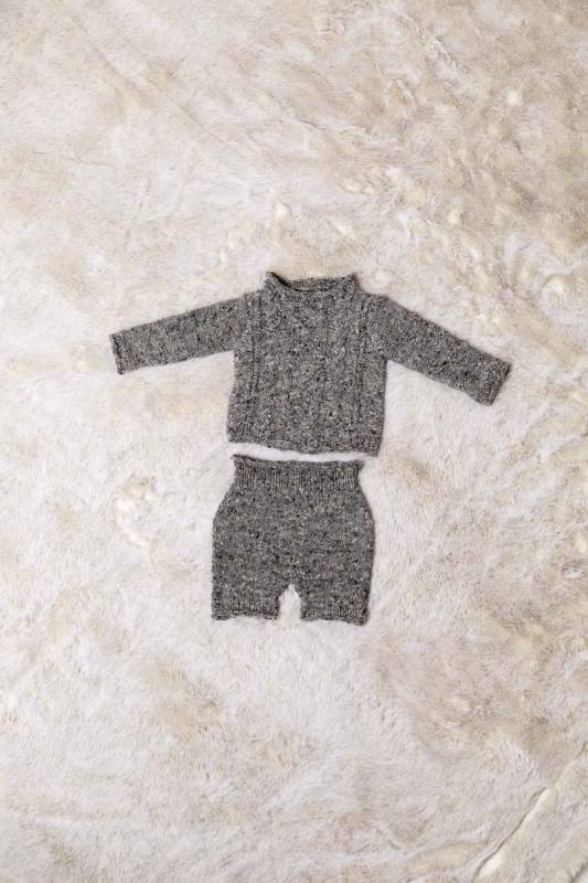 Knitting set Baby leggins DONEGAL with knitting instructions in garnwelt box