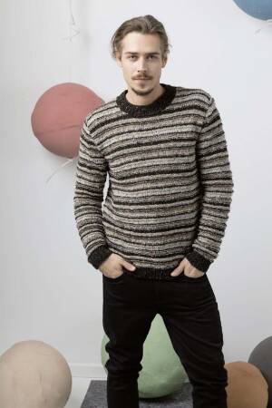 Strickset Pullover Lang Yarns ITALIAN TWEED mit Anleitung in garnwelt-Box S