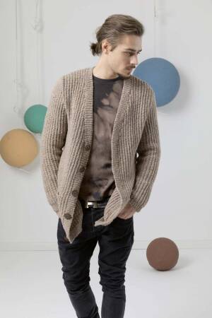Strickset Jacke Lang Yarns MILA mit Anleitung in garnwelt-Box