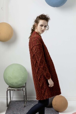 Strickset Mantel Lang Yarns FINN mit Anleitung in garnwelt-Box XL