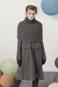 Knitting set Cape  with knitting instructions in garnwelt box in size S