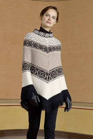 Strickset Cape Lang Yarns MERINO  mit Anleitung in garnwelt-Box S-M