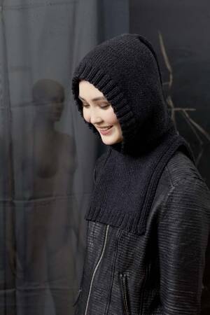 Knitting set Collar with hood MERINO 70 with knitting instructions in garnwelt box in size S