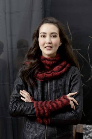 Strickset Stulpen Lang Yarns LUSSO mit Anleitung in garnwelt-Box