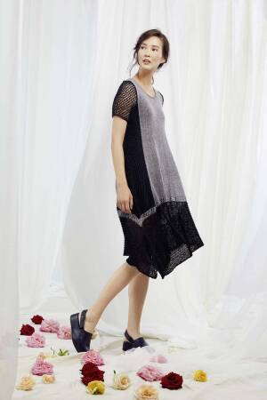 Strickset Kleid Lang Yarns LINO / CANAPA mit Anleitung in garnwelt-Box