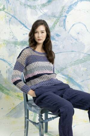 Knitting set Sweater AMIRA with knitting instructions in garnwelt box